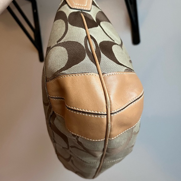 Coach Signature Brown and Tan Hobo Bag - Picture 8 of 14